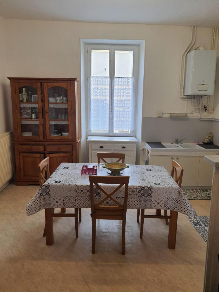 Maison D'Hotes Du Faubourg Charrault Saint Maixent L'Ecole Ngoại thất bức ảnh